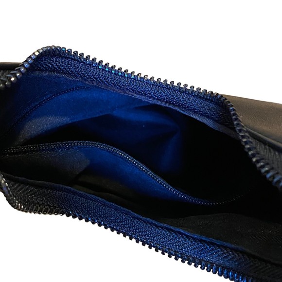 Black Triangle Faux Leather Small Crossbody Hand Bag - Picture 9 of 10